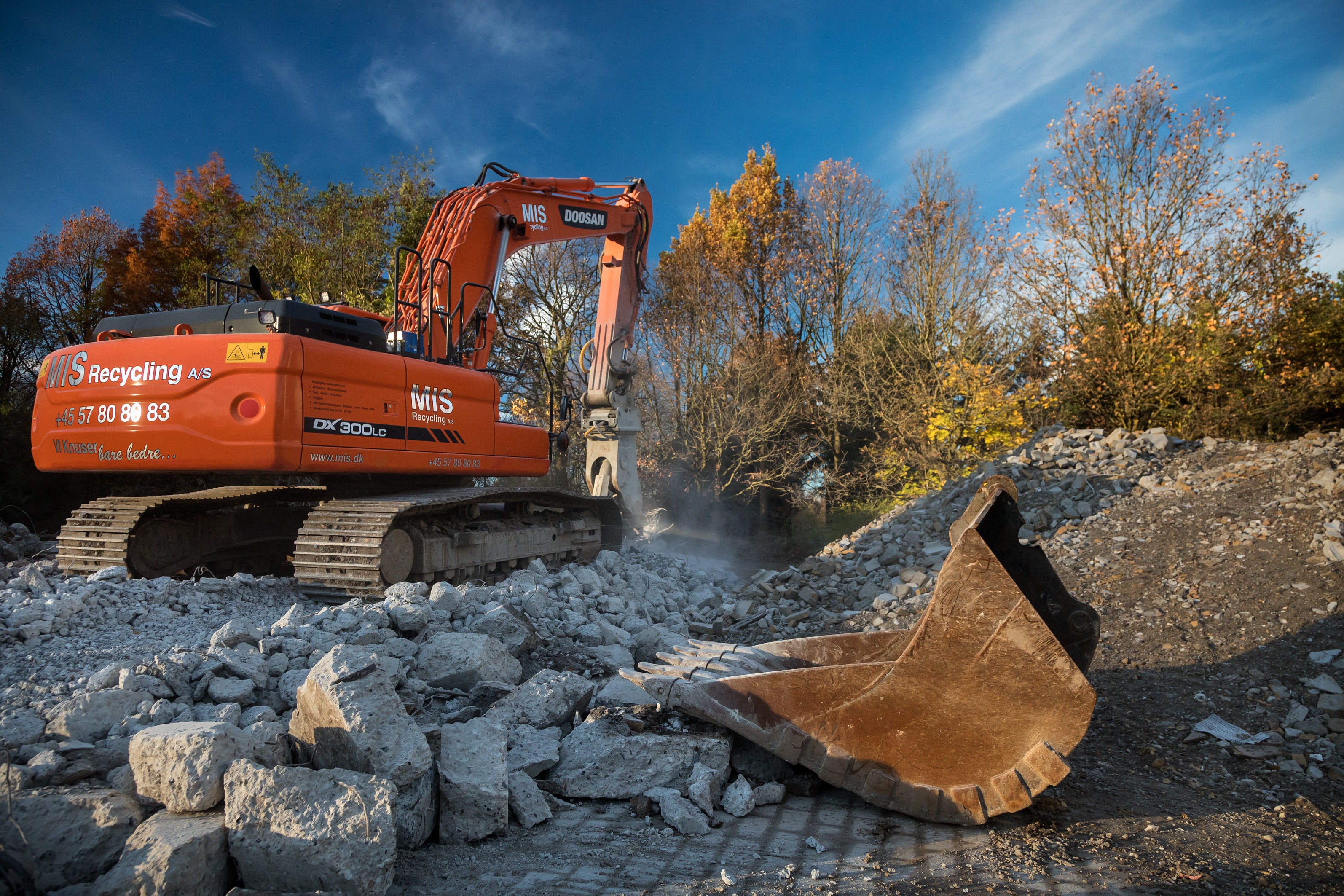 Rådgivere, genbrugsvirksomhed og nedriver